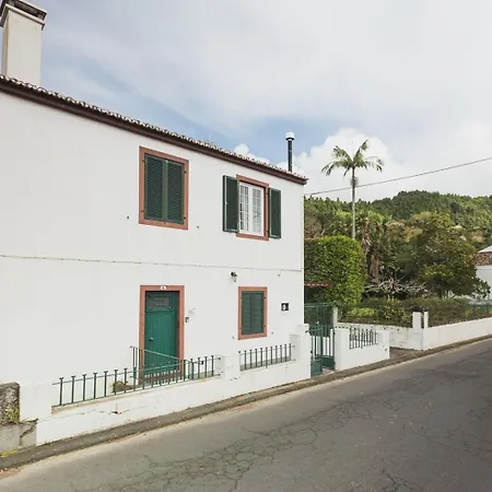 O Moinho 4* Furnas (Azores)